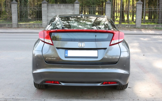 Honda Civic cena 36900 przebieg: 145000, rok produkcji 2012 z Piaseczno małe 254